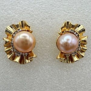 Real fresh water Pearl studs